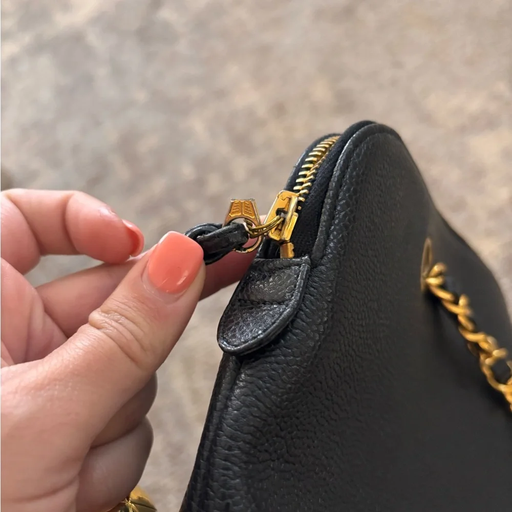 Authentic CHANEL jumbo black caviar leather supermodel large shipping tote